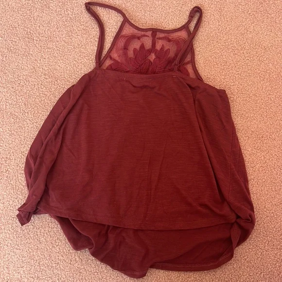 Hint of Mint Lace Floral Tank - Picture 2 of 3